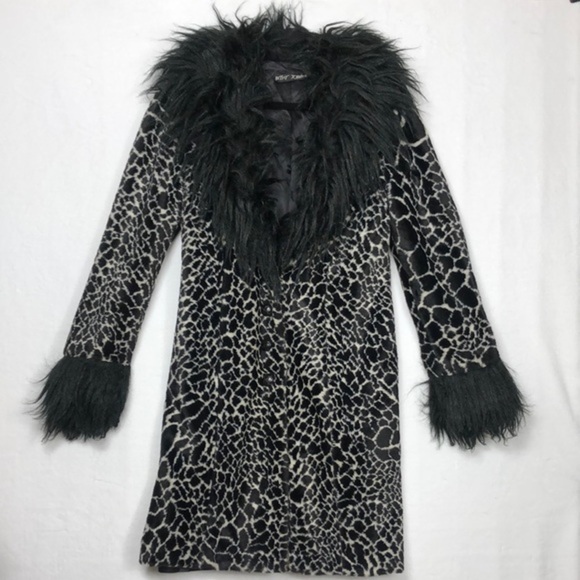 Rare Vintage Betsey Johnson Mongolian Faux Fur Animal Print 90s Y2k Trench Coat - Picture 3 of 16